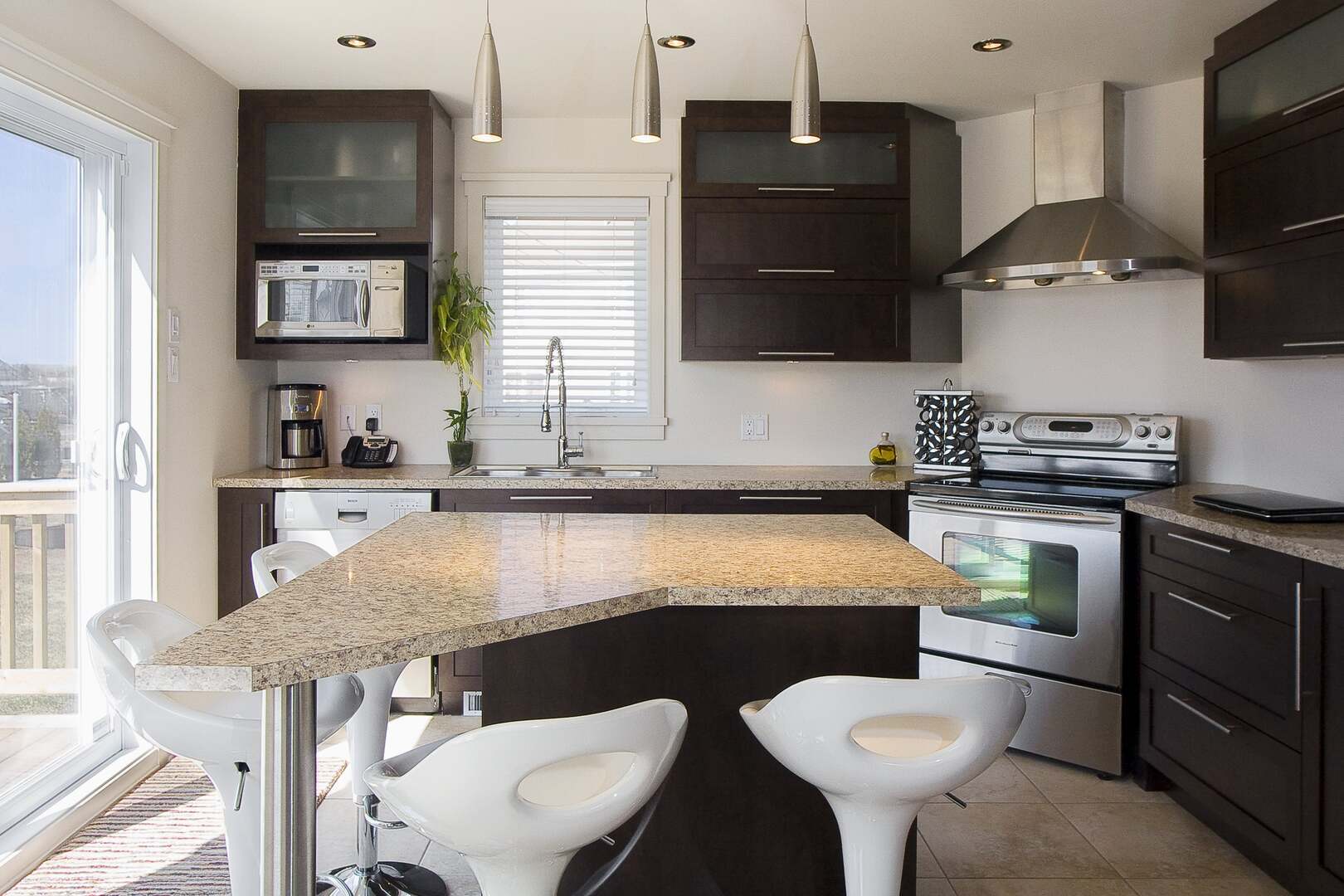 Your manufacturer and designer of custom kitchen cabinets